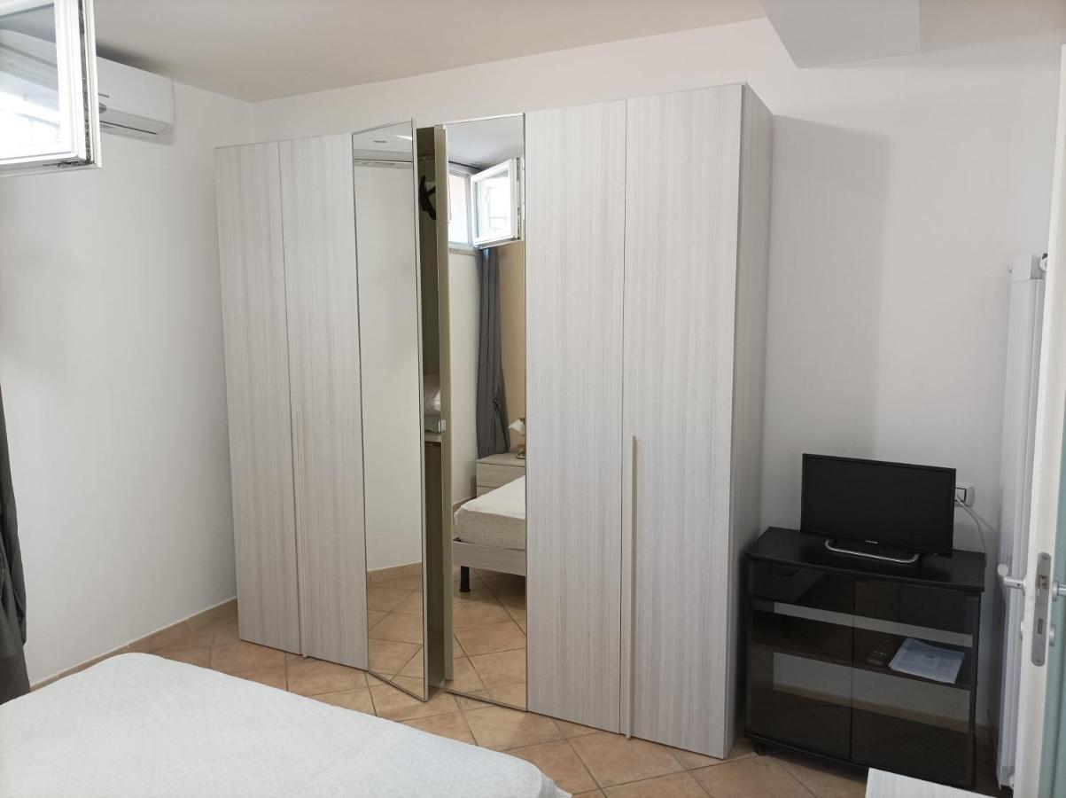 Casa Roberto Beach Torvaianica Εξωτερικό φωτογραφία