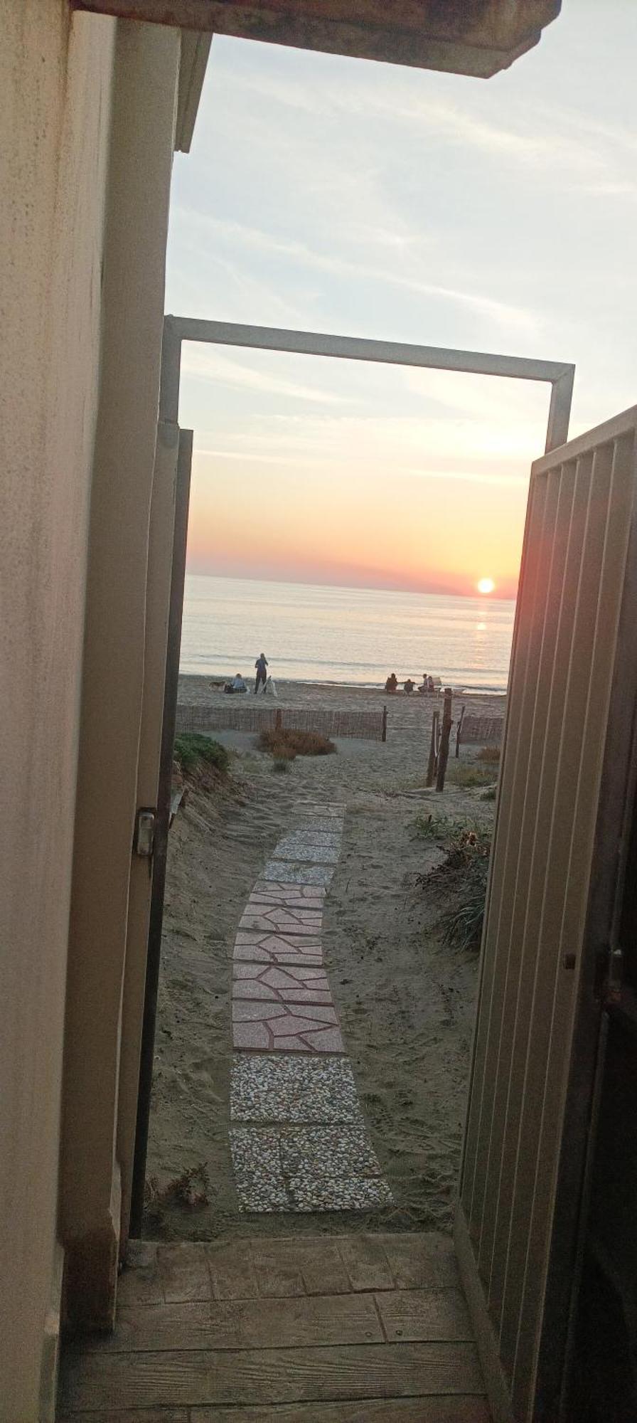 Casa Roberto Beach Torvaianica Εξωτερικό φωτογραφία