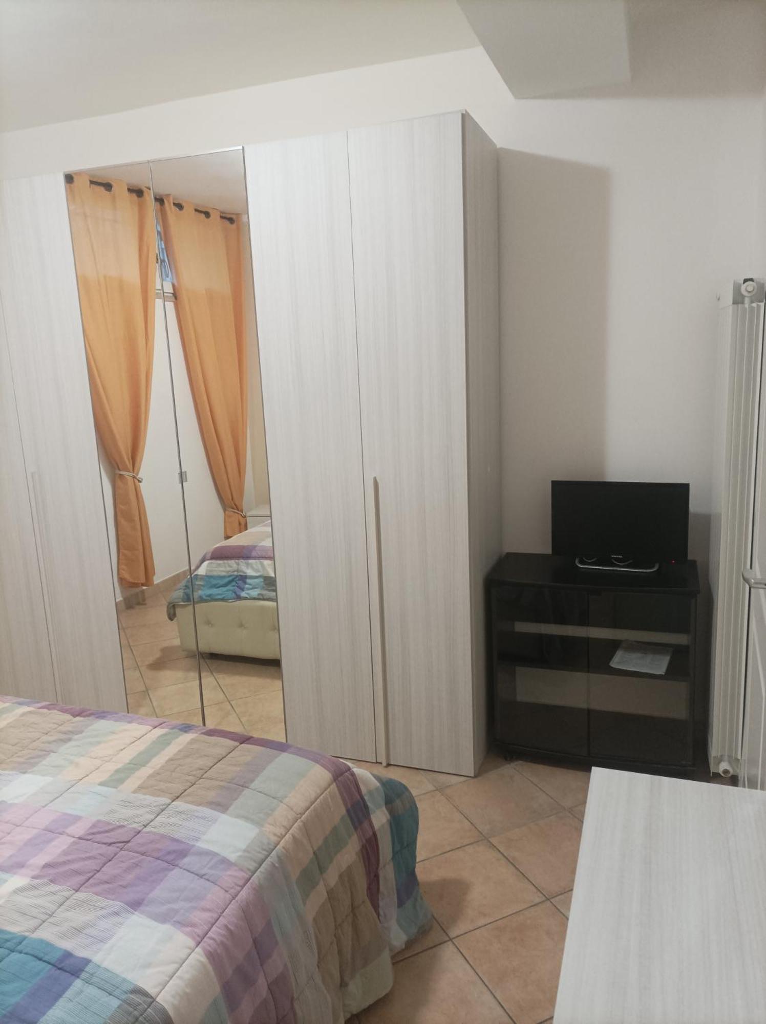 Casa Roberto Beach Torvaianica Εξωτερικό φωτογραφία